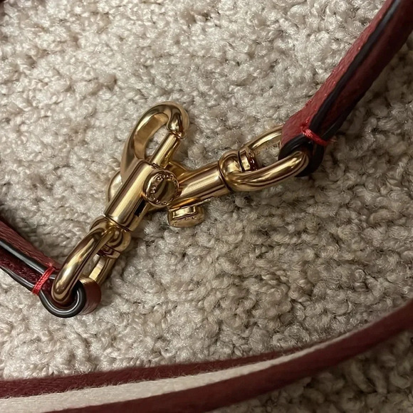 Dempsey Tote 22 With Coach Patch And Heart Charm - Picture 2 of 8